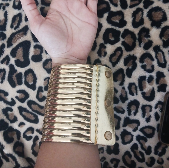 Women gold mirror metallic Fashion plastic adjustable long bracelet - Picture 5 of 10